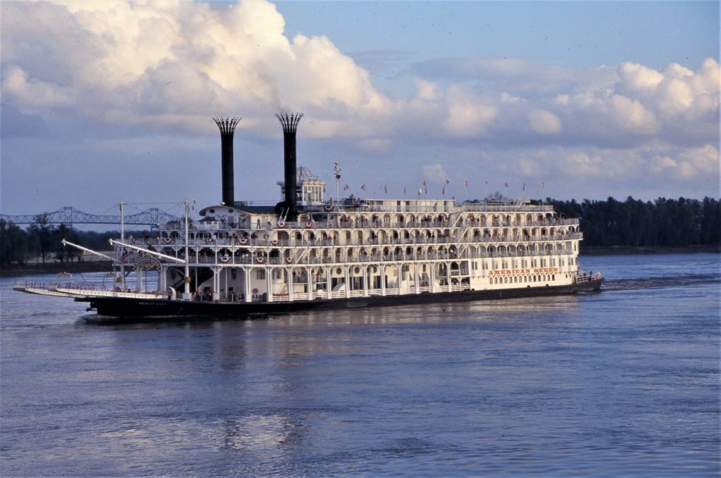 Mississippi River Cruising